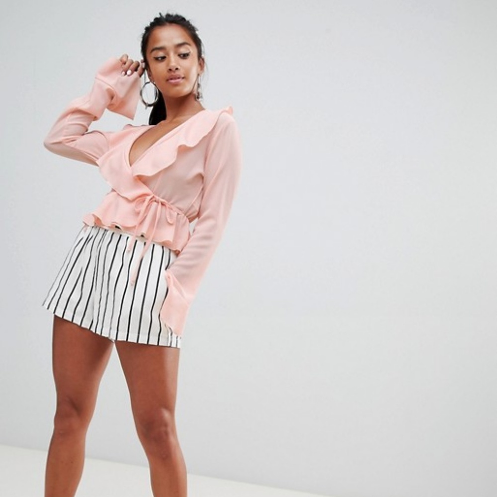 Boohoo Petite Ruffle Detail Wrap Blouse- Size US0